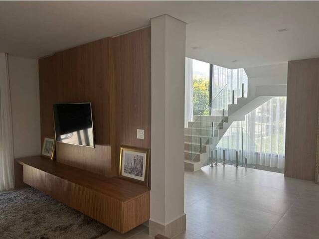 #CS 0105 - Casa para Venda em Santana de Parnaíba - SP - 3